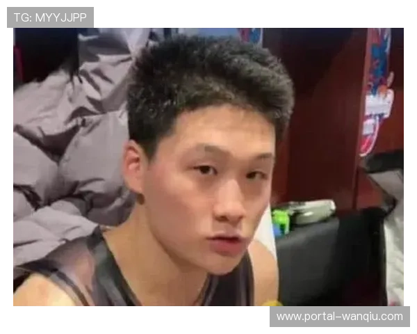 山东新秀王证替补登场3分42秒砍下11分,小平头发型引关注