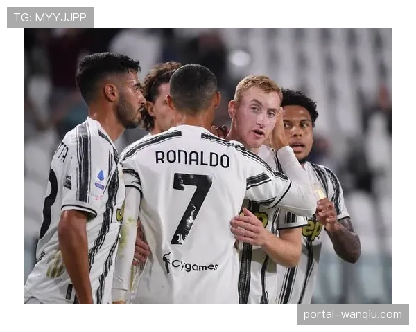 尤文图斯3-2加拉塔萨雷，总比分5-7遗憾出局，加时赛功亏一篑